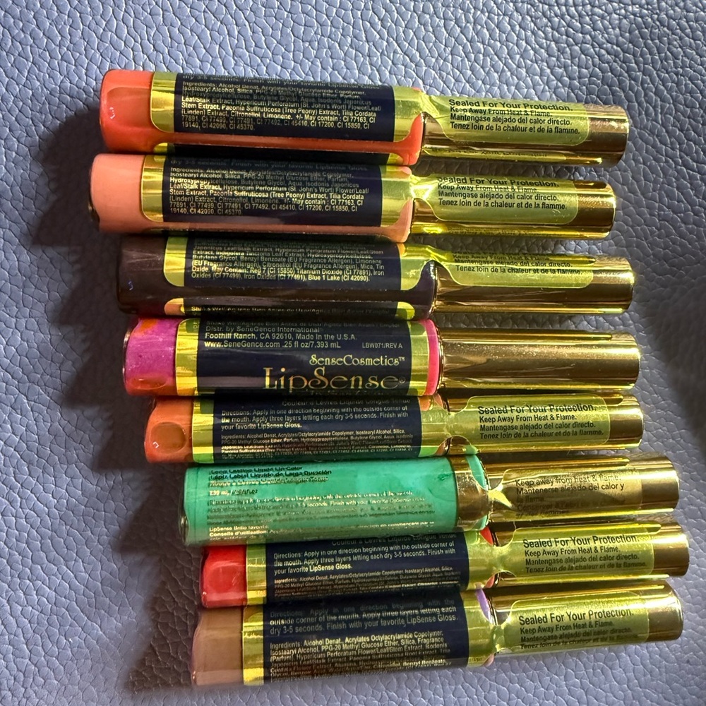 SeneGence LipSense Collection of 6 + 2 mini with samples - Picture 3 of 7